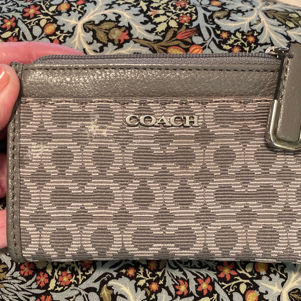 Coach Gray Signature Zip Card Case with Metallic Logo - Picture 5 of 5